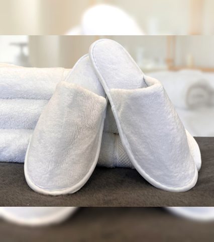 Luxury Fleece Closed Toe
